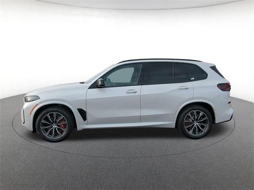 2025 BMW X5 M60i