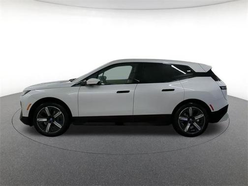 2025 BMW iX xDrive50