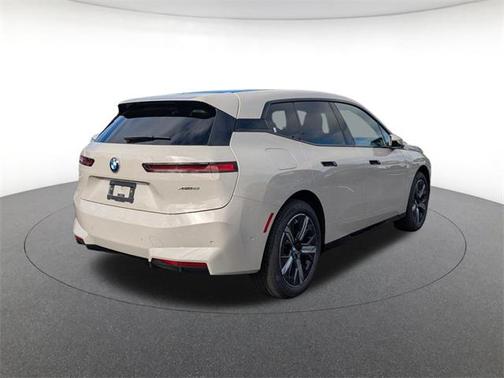 2026 BMW iX xDrive60