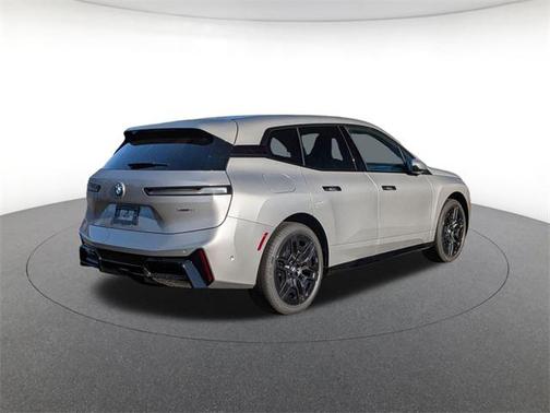 2026 BMW iX xDrive60