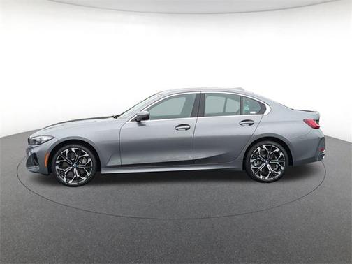 2025 BMW 330 i xDrive