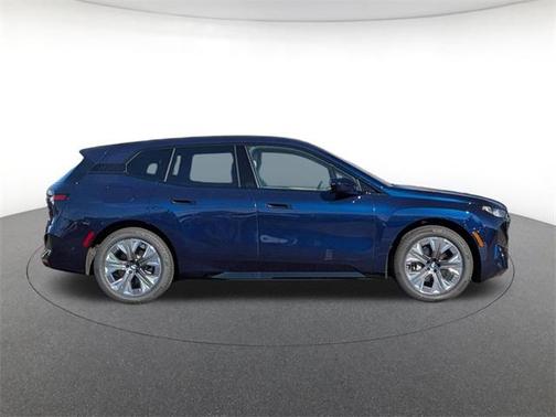 2026 BMW iX xDrive60