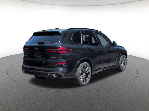 Black Sapphire Metallic 2026 BMW X5 xDrive40i