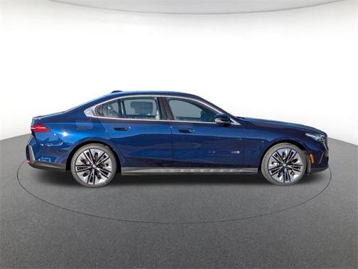 2026 BMW 530 i xDrive