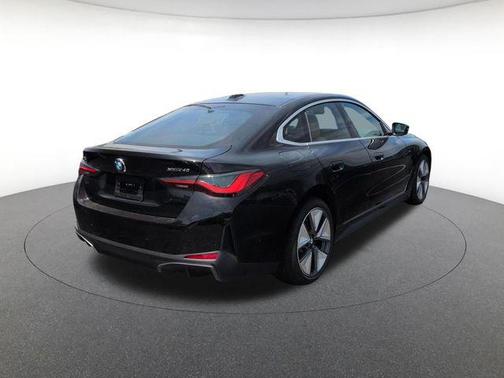 Black Sapphire Metallic 2026 BMW i4 Gran Coupe xDrive40