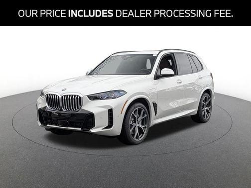 Mineral White Metallic 2026 BMW X5 PHEV xDrive50e