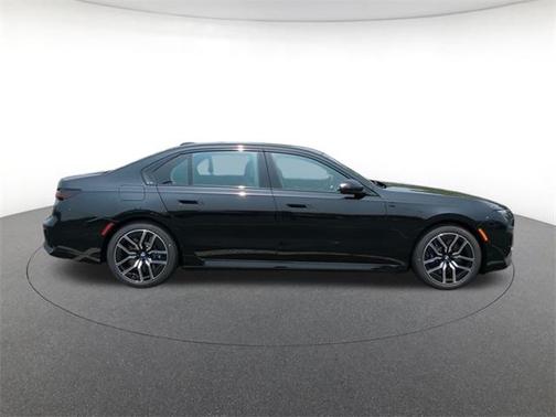 2025 BMW 760 i xDrive