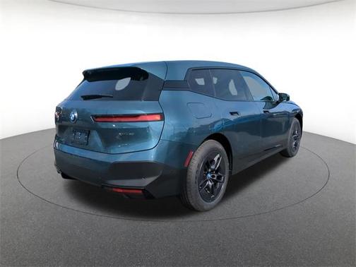2025 BMW iX xDrive50