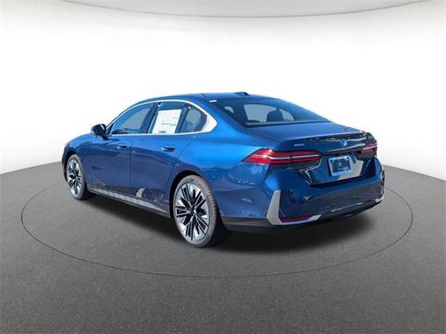 2026 BMW 530 i xDrive