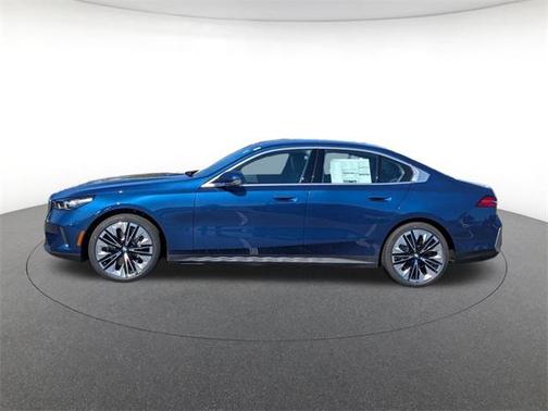 2026 BMW 530 i xDrive
