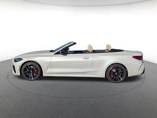 White Metallic 2026 BMW M440 i xDrive