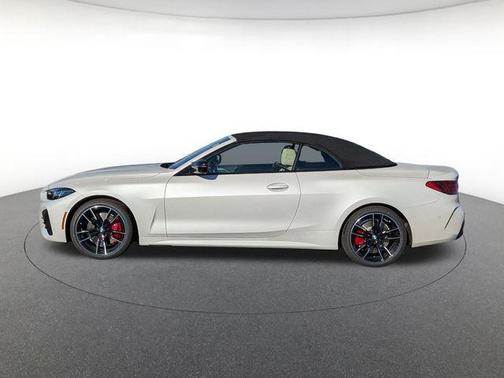 White Metallic 2026 BMW M440 i xDrive