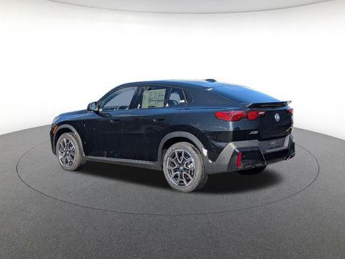 Black Sapphire Metallic 2026 BMW X2 xDrive28i