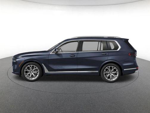 Carbon Black Metallic 2027 BMW X7 xDrive40i
