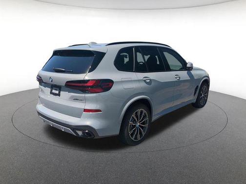 Gray Metallic 2026 BMW X5 xDrive40i