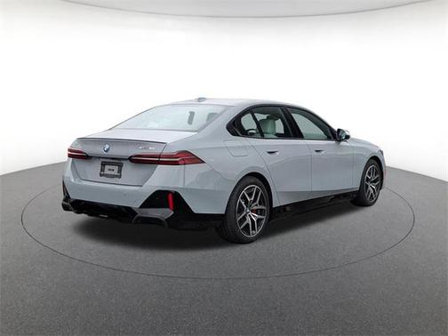 2026 BMW i5 xDrive40