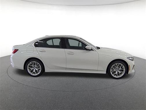 2025 BMW 330 i xDrive