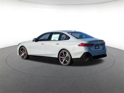 2026 BMW 540 i xDrive