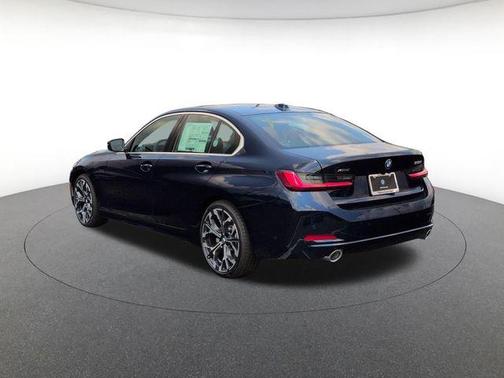 Tanzanite Blue II Metallic 2026 BMW 330 xDrive NA