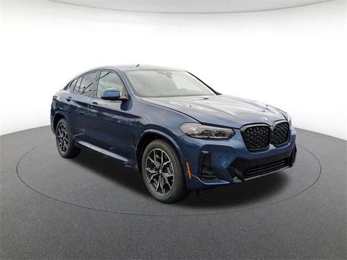 2025 BMW X4 xDrive30i
