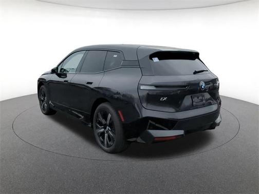 2025 BMW iX xDrive50