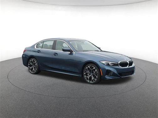 2025 BMW 330 i xDrive