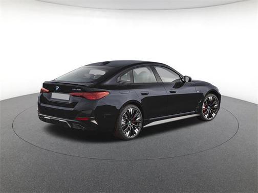 2025 BMW M440 i xDrive