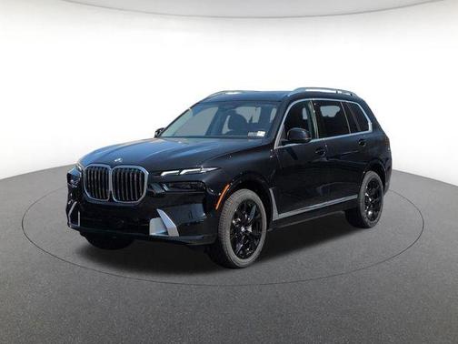 Black Sapphire Metallic 2026 BMW X7 xDrive40i