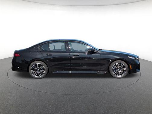 Black Sapphire Metallic 2026 BMW 530 xDrive