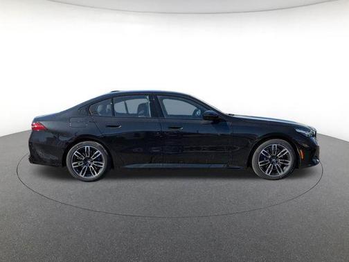 Black Sapphire Metallic 2026 BMW 530 xDrive