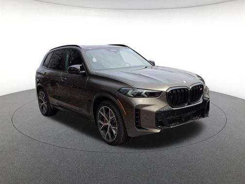 Manhattan Green Metallic 2026 BMW X5 M60i