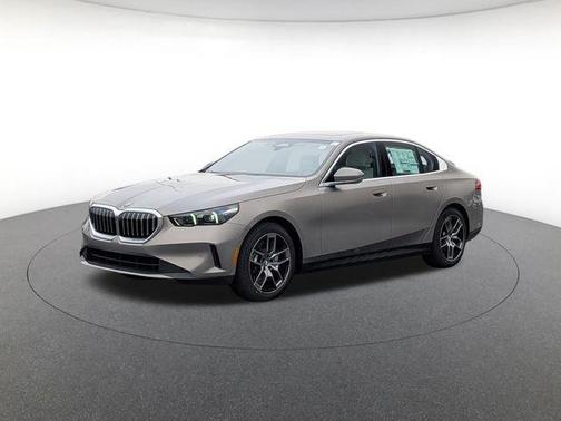 2026 BMW 530 i xDrive