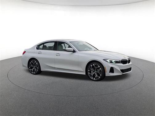 2026 BMW 330 i xDrive