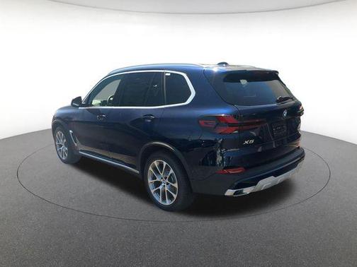 Blue 2026 BMW X5 xDrive40i