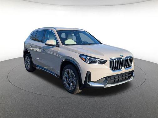 Gray Metallic 2026 BMW X1 xDrive28i