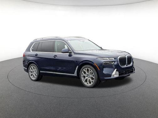 Blue 2026 BMW X7 xDrive40i