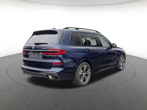 Blue 2026 BMW X7 xDrive40i