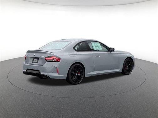 2026 BMW M240 i xDrive