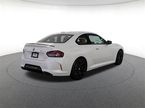 2026 BMW M240 i xDrive