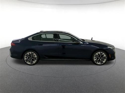 2026 BMW 530 i xDrive