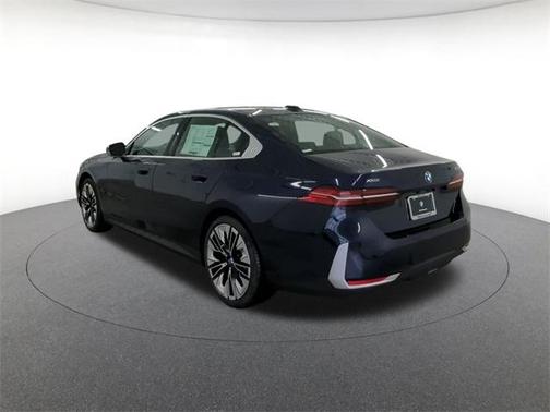 2026 BMW 530 i xDrive