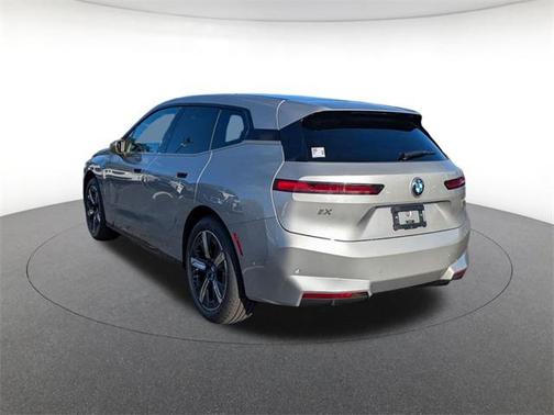 2026 BMW iX xDrive45