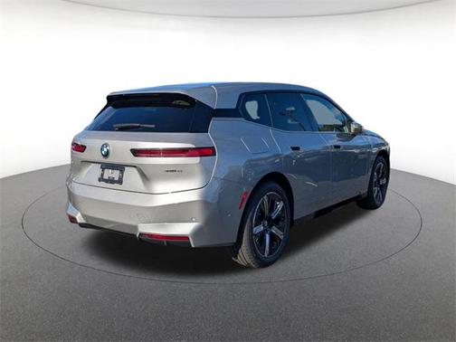 2026 BMW iX xDrive45