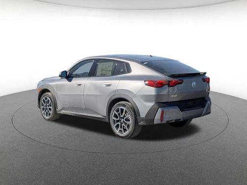 Gray Metallic 2026 BMW X2 xDrive28i