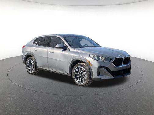 Gray Metallic 2026 BMW X2 xDrive28i