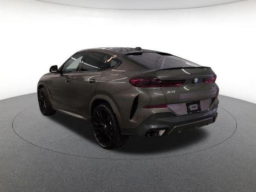 Green Metallic 2026 BMW X6 xDrive40i
