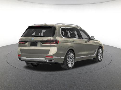 Green Metallic 2027 BMW X7 M60i