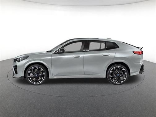 2025 BMW X2 M35i
