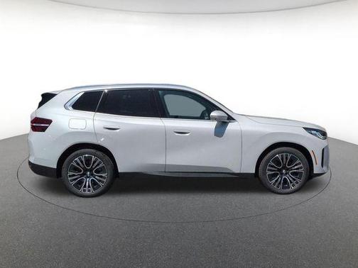 Mineral White Metallic 2026 BMW X3 30 xDrive