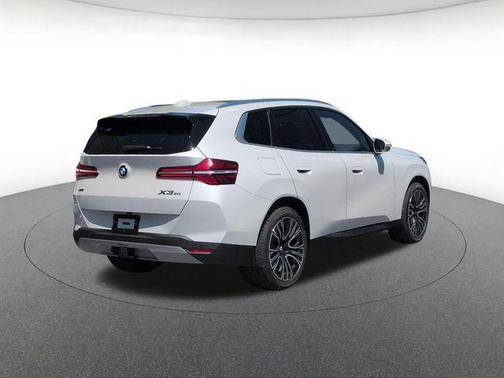 Mineral White Metallic 2026 BMW X3 30 xDrive